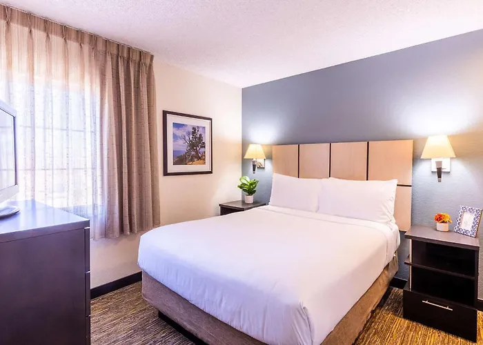 Sonesta Simply Suites Houston Brookhollow
