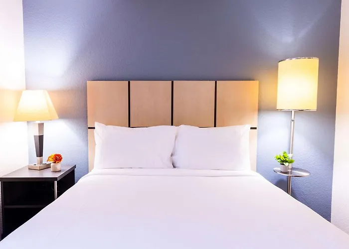 Sonesta Simply Suites Houston Brookhollow